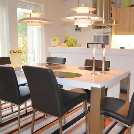 Nice In Vaeggerlose With Kitchen